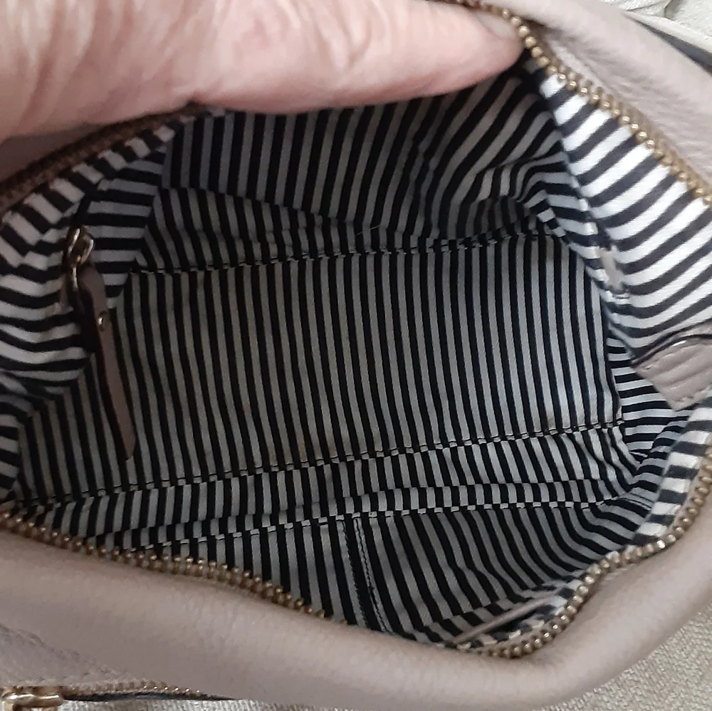 Kate Spade Taupe Leather satchel Bag